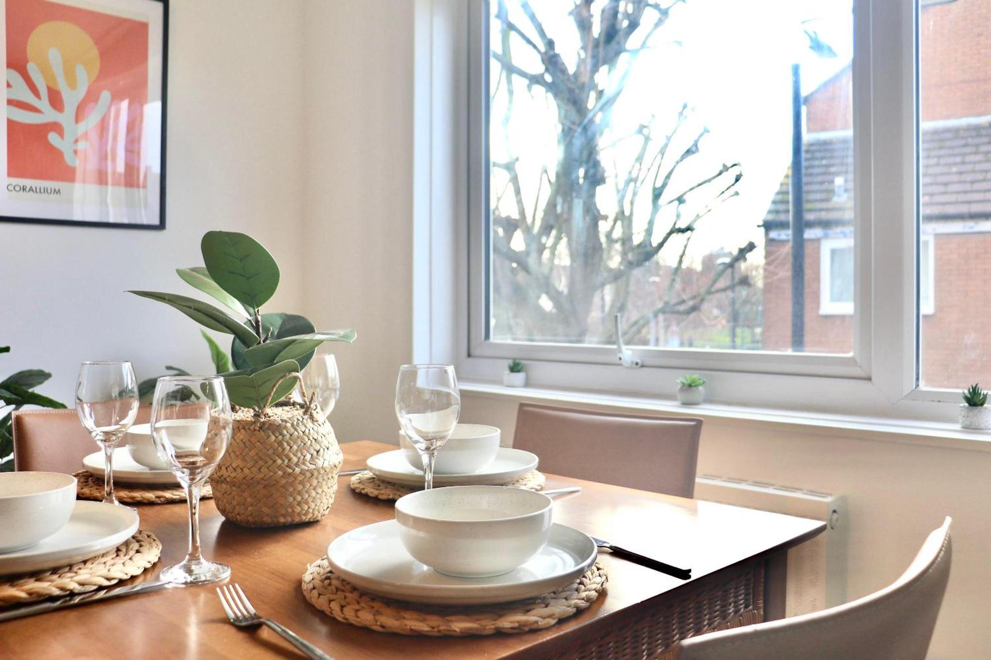 Stunning Apartment, Sleeps 4, Central London, 1 Bedroom, Zone 1, Kennington - Open For Business Stays, Long Stays And Families Relocating Bagian luar foto