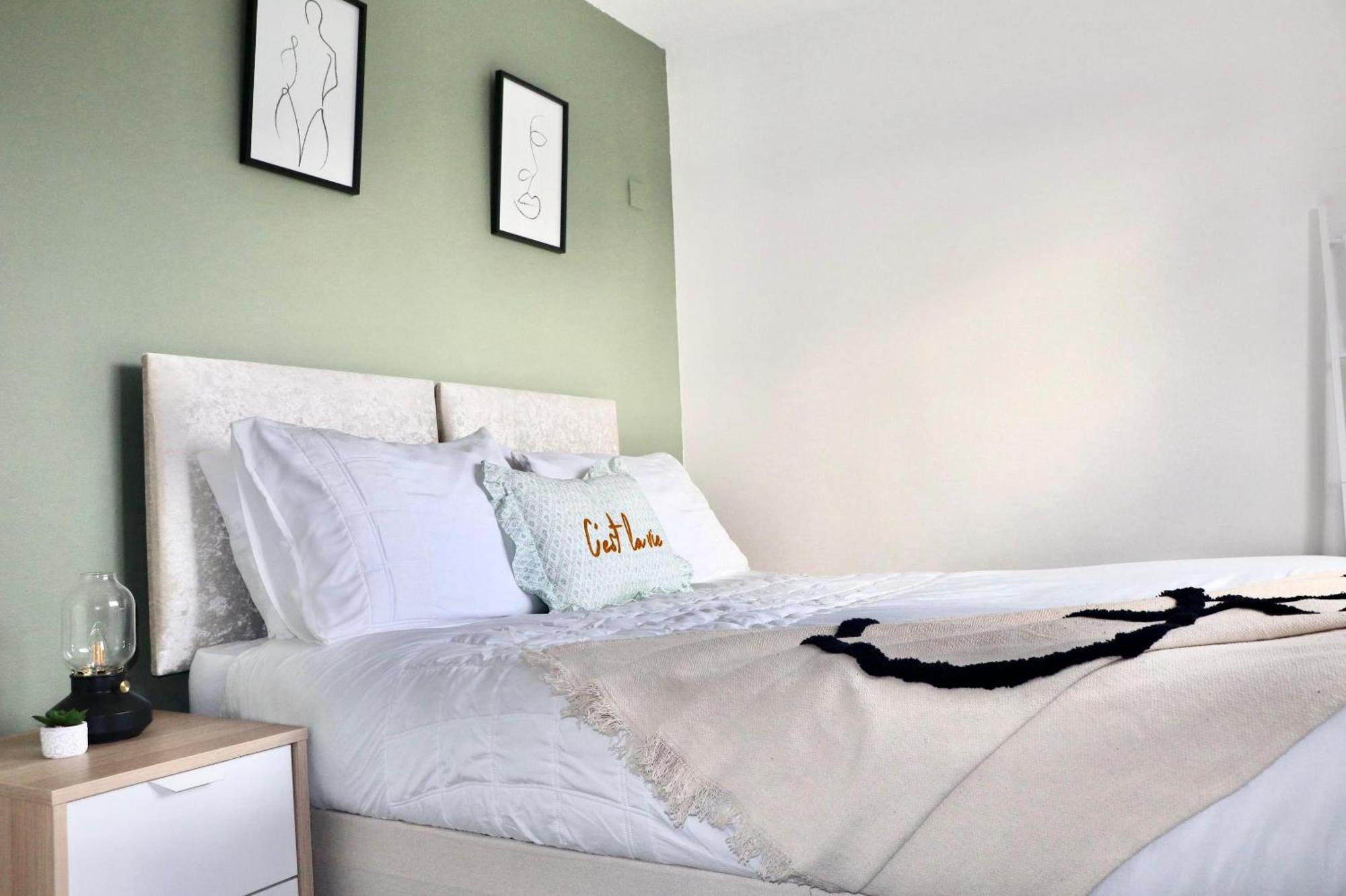 Stunning Apartment, Sleeps 4, Central London, 1 Bedroom, Zone 1, Kennington - Open For Business Stays, Long Stays And Families Relocating Bagian luar foto